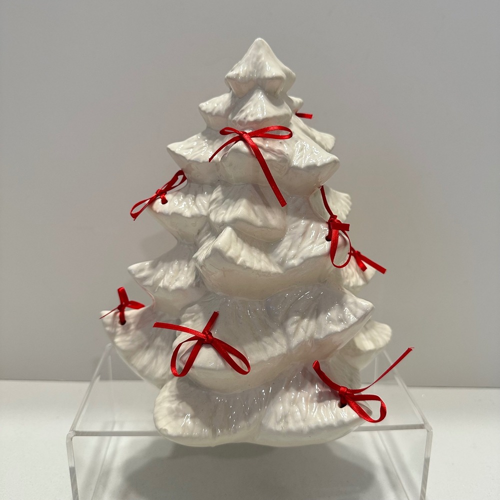 Vintage Jam Sacramento California White Ceramic Christmas Tree with Red Ribbons‎ - Picture 3 of 12